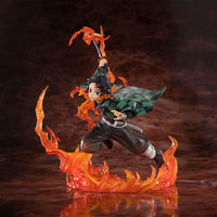 Demon Slayer - Figurine Tanjiro Kamado - Kyojuro Rengoku's Sword Guard Ver. - Figuarts Zero