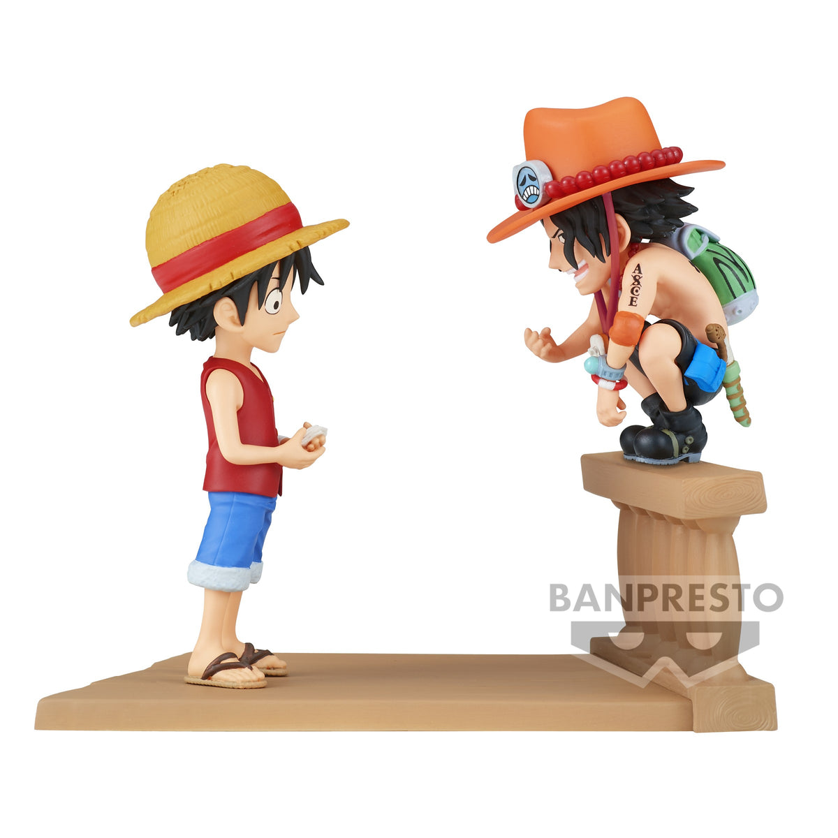 ONE PIECE - Figurine Luffy & Ace - World Collectable Figure Log Stories