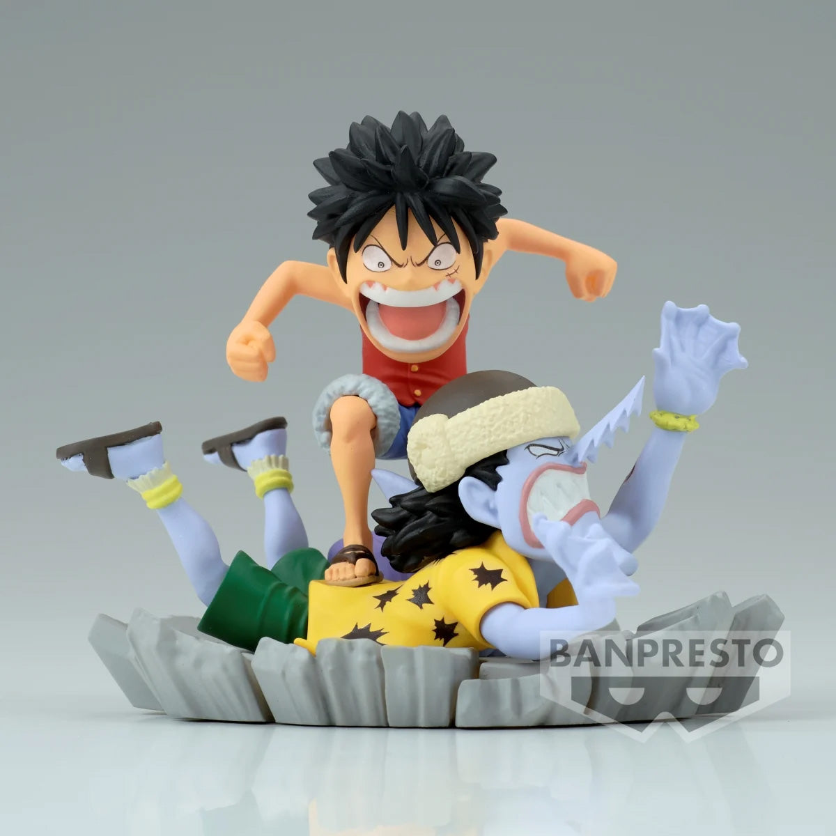 ONE PIECE - Figurine Luffy vs Arlong - World Collectable Figure Log Stories