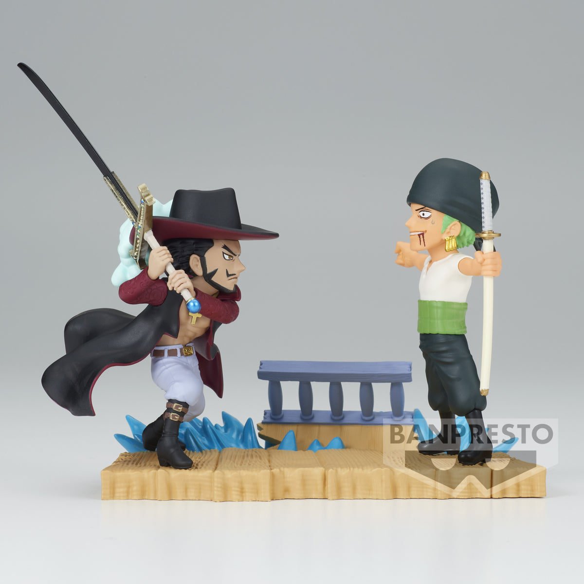 ONE PIECE - Figurine Roronoa Zoro VS Dracule Mihawk - World Collectable Figure Log Stories