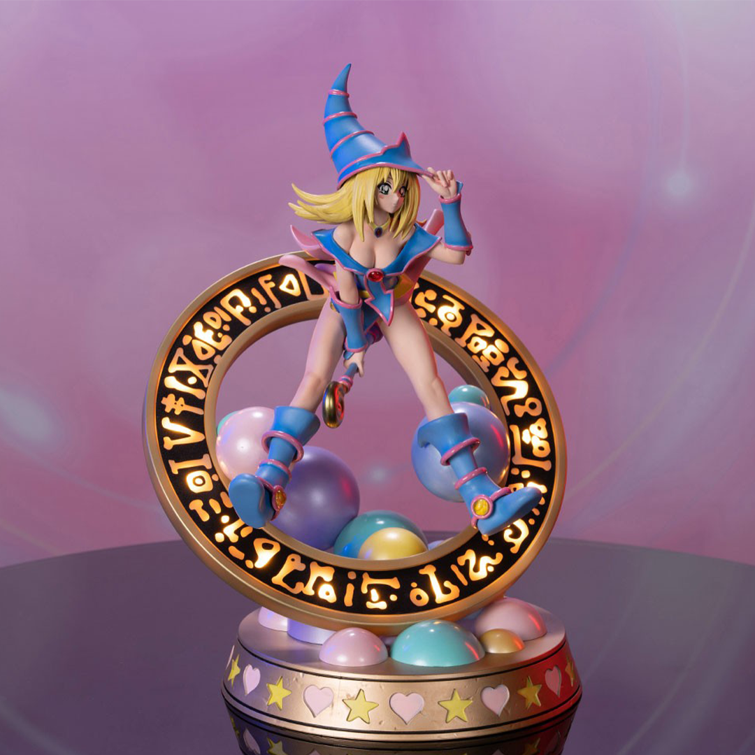 YU-GI-OH - Figurine Dark Magician Girl - Pastel Edition - FIRST 4 FIGURES